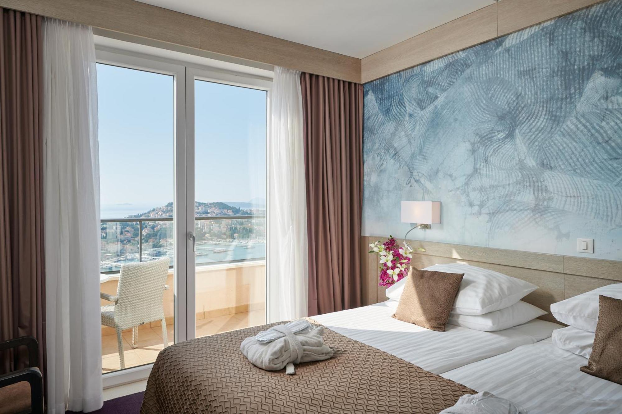 Premium Room Sea View Balcony