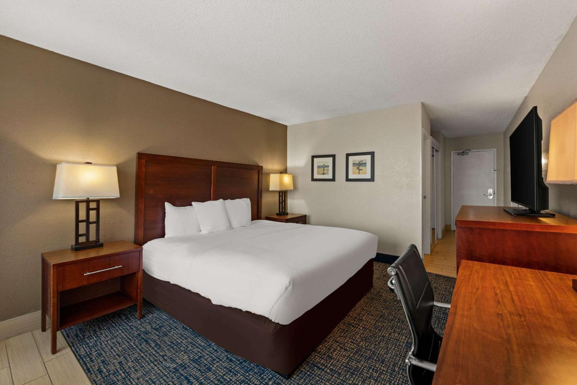 Standard King Room,1543849726:JPEG