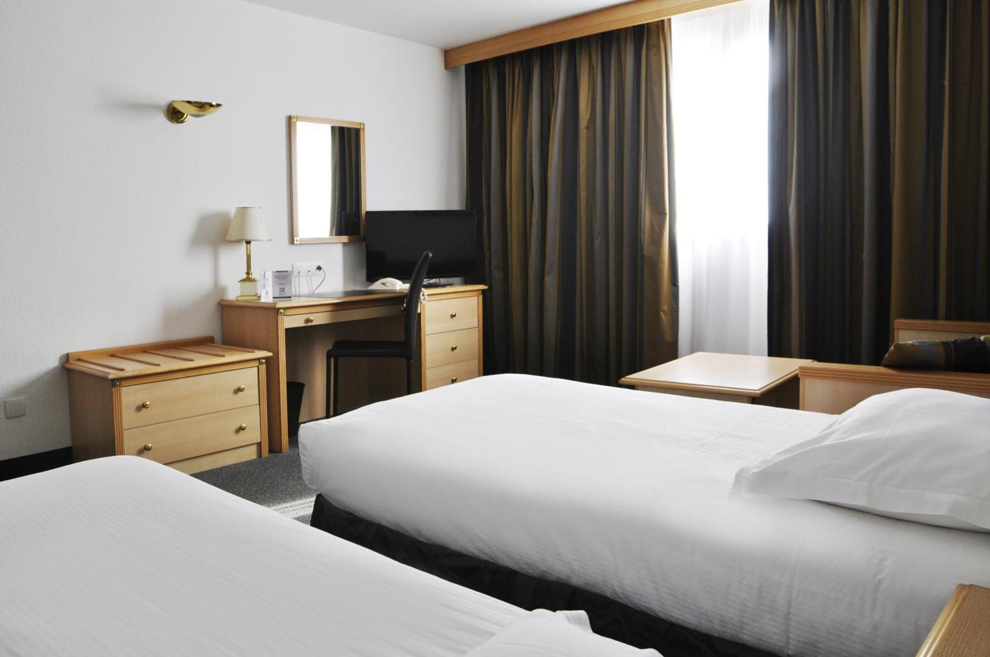 Comfort Twin Room,1543969342:JPEG