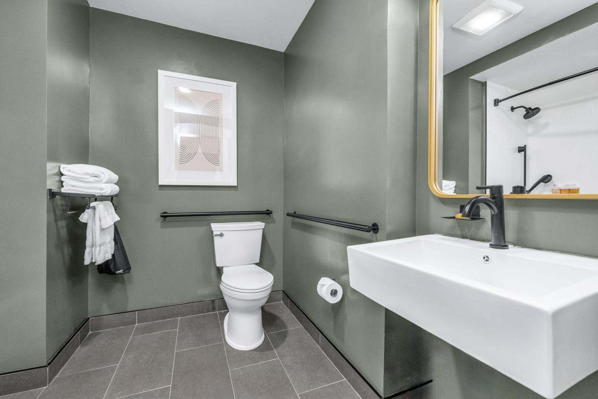 Queen Room Disability Access