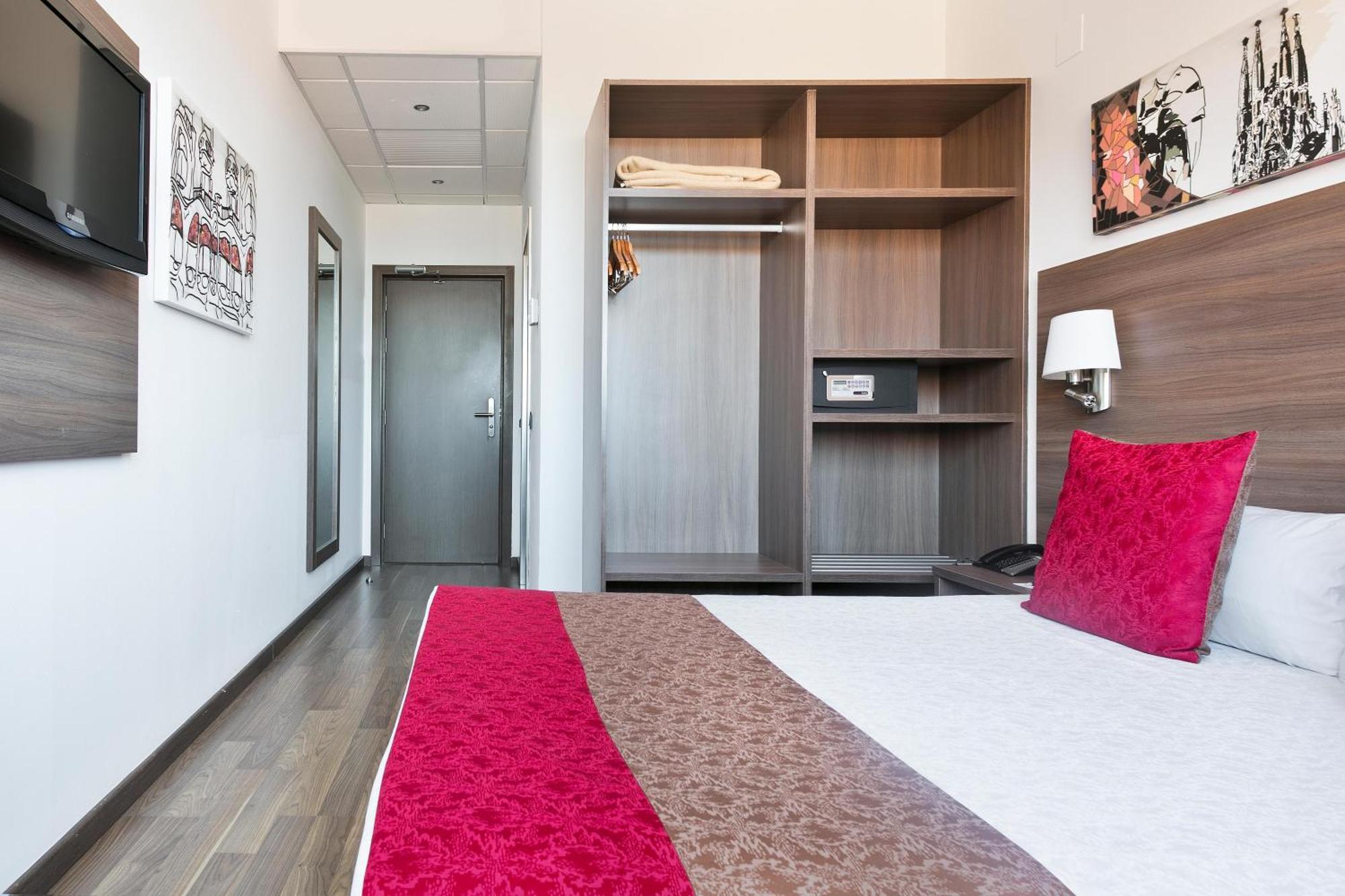 Superior Single Room