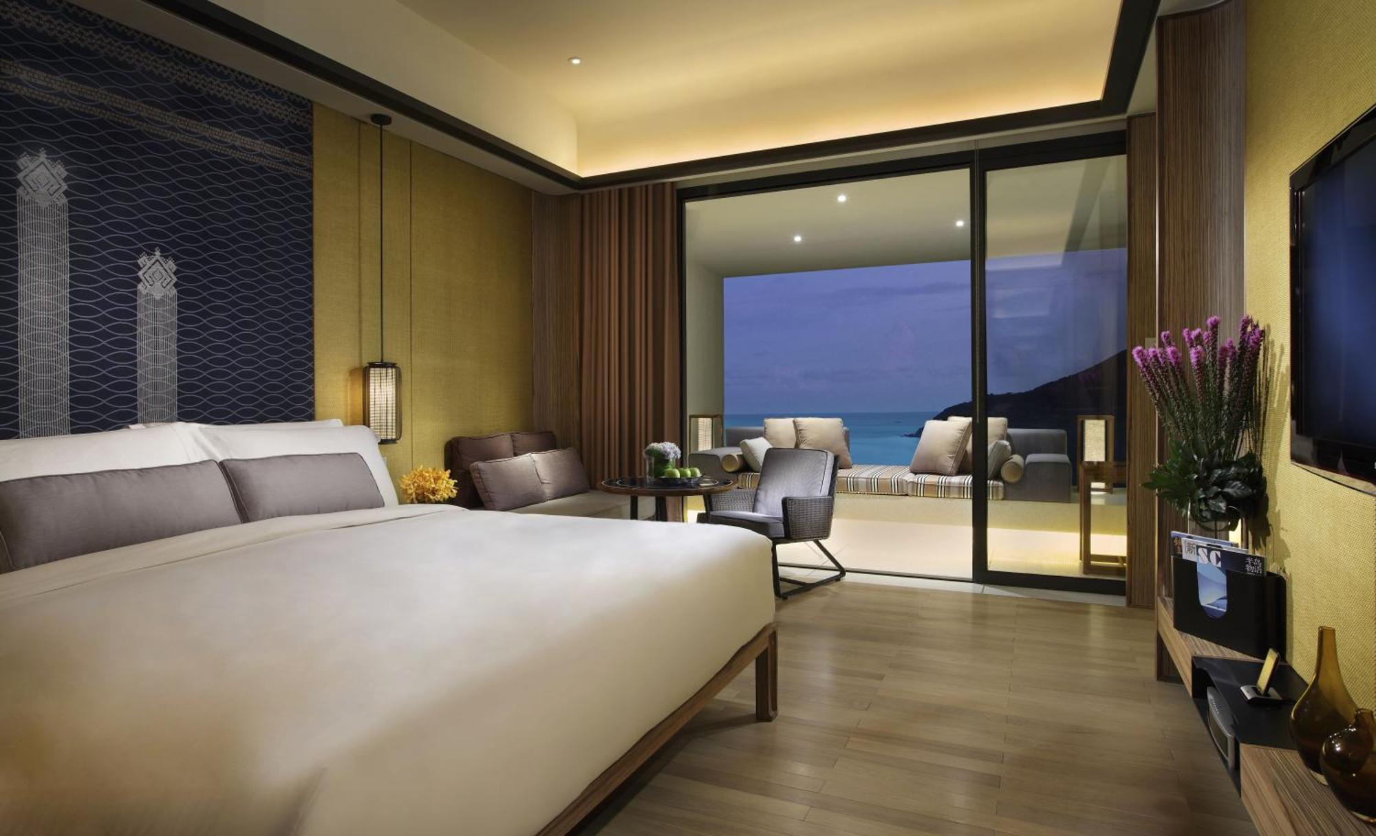 Classic King Room Ocean View