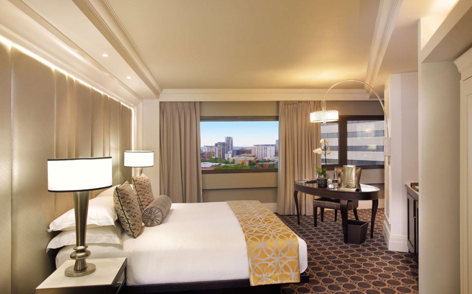 Sandton Sun Executive Double Room,1645658649:JPEG