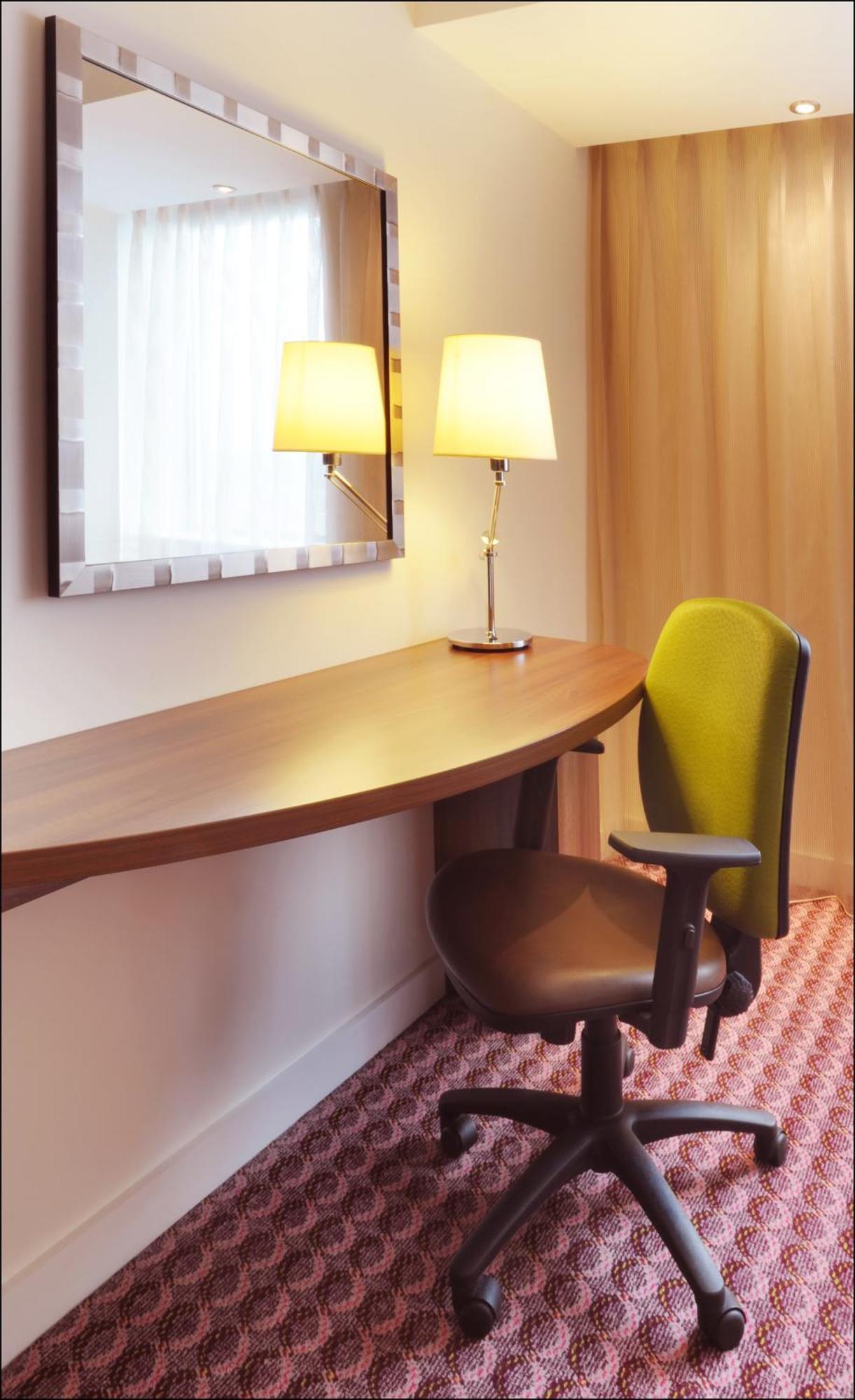 Queen Room - Mobility Accessible,1545439645:JPEG