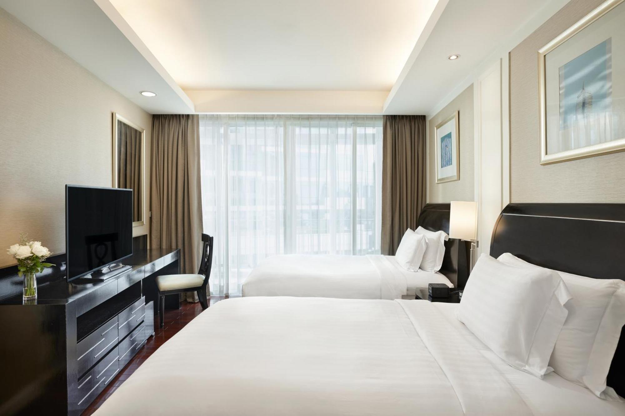Two-Bedroom Superior Suite Club Benefits