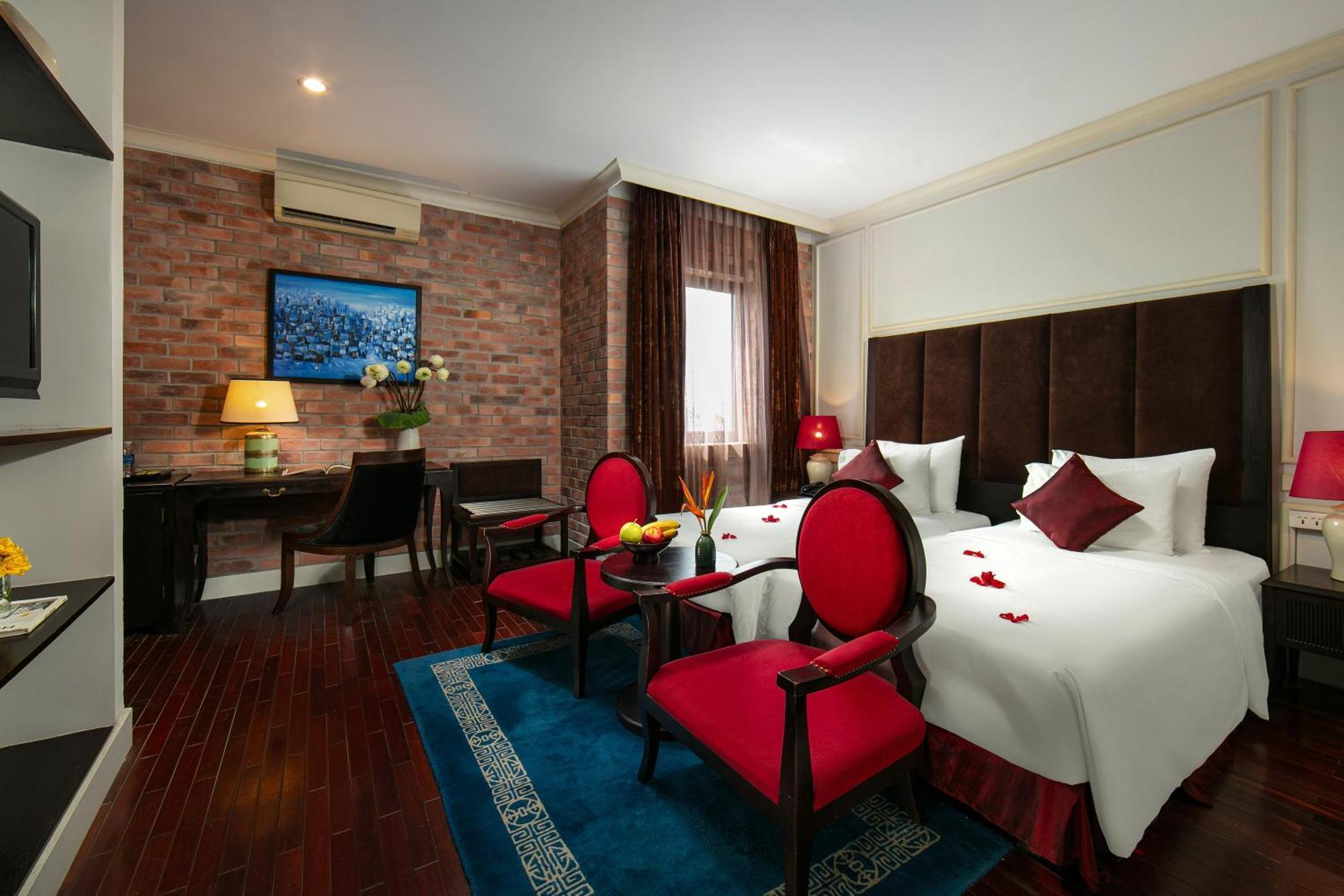 Deluxe Double or Twin Room