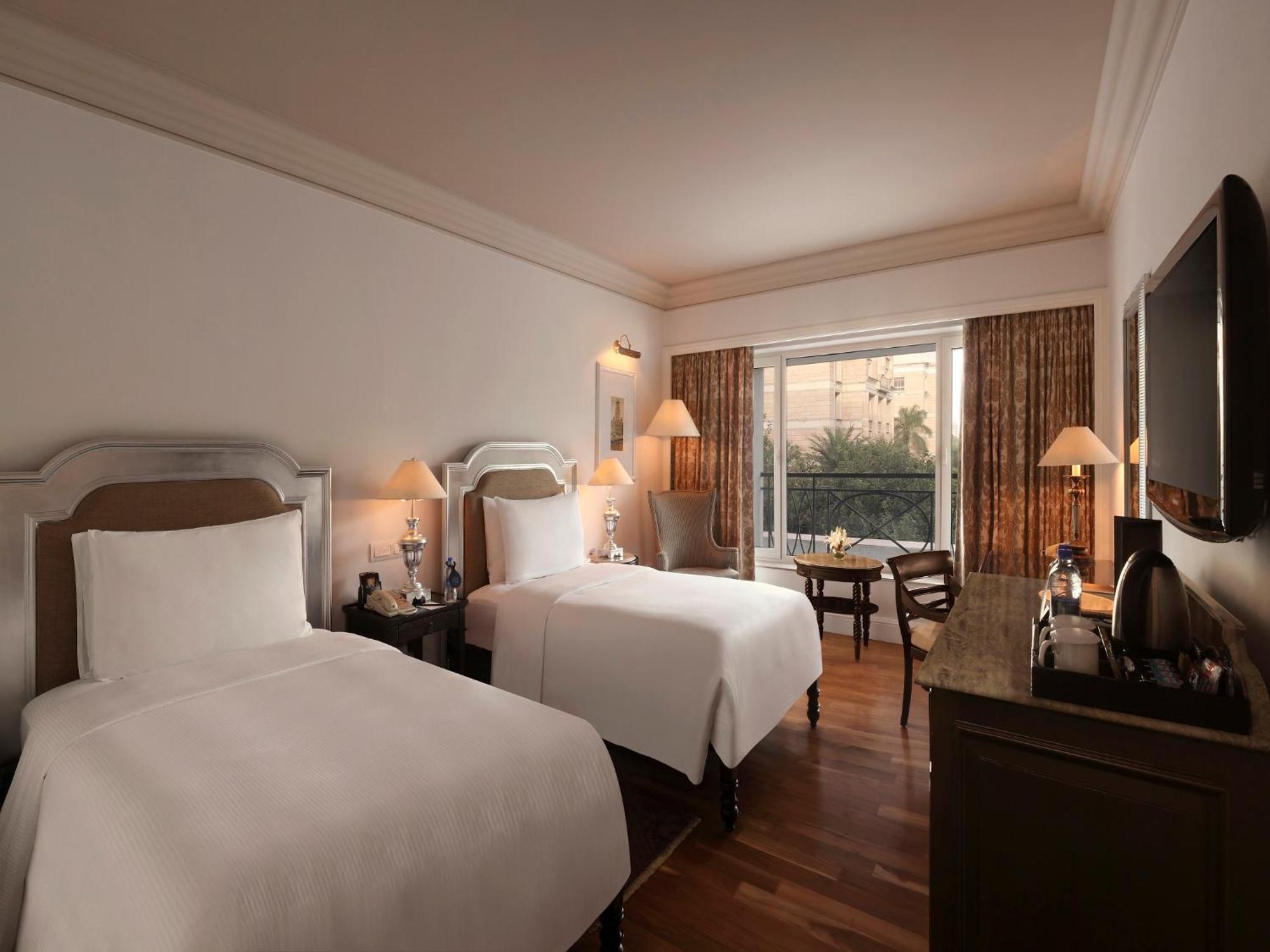 Twin Room with Pool View,1546197640:JPEG