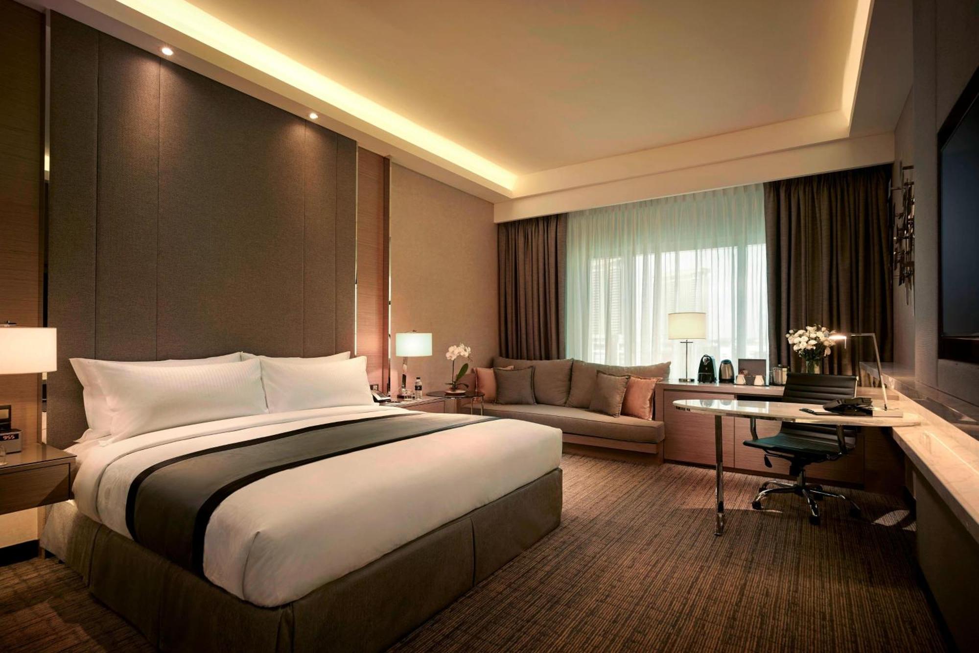 Club Executive King Room,1535774662:JPEG