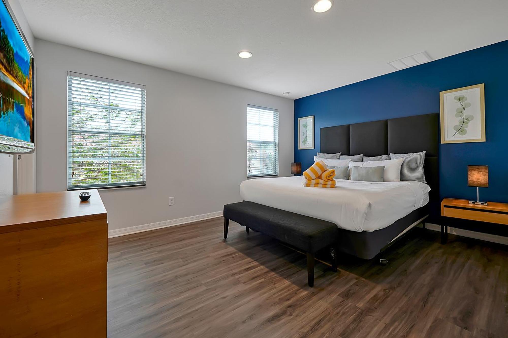 Two-Bedroom Townhouse Private Hot Tub