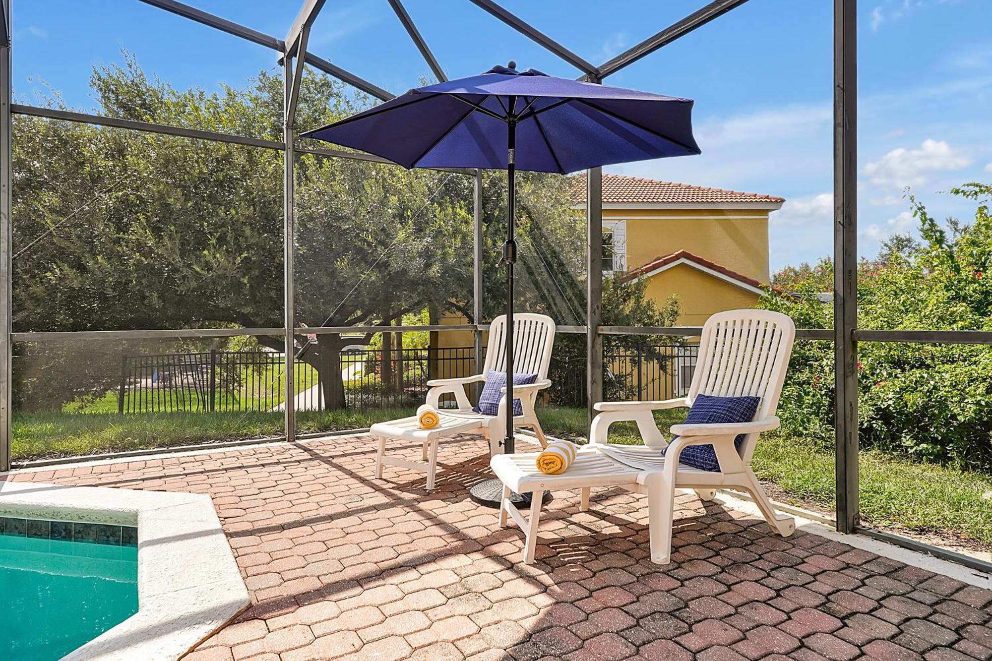 Four-Bedroom Townhouse Private Pool