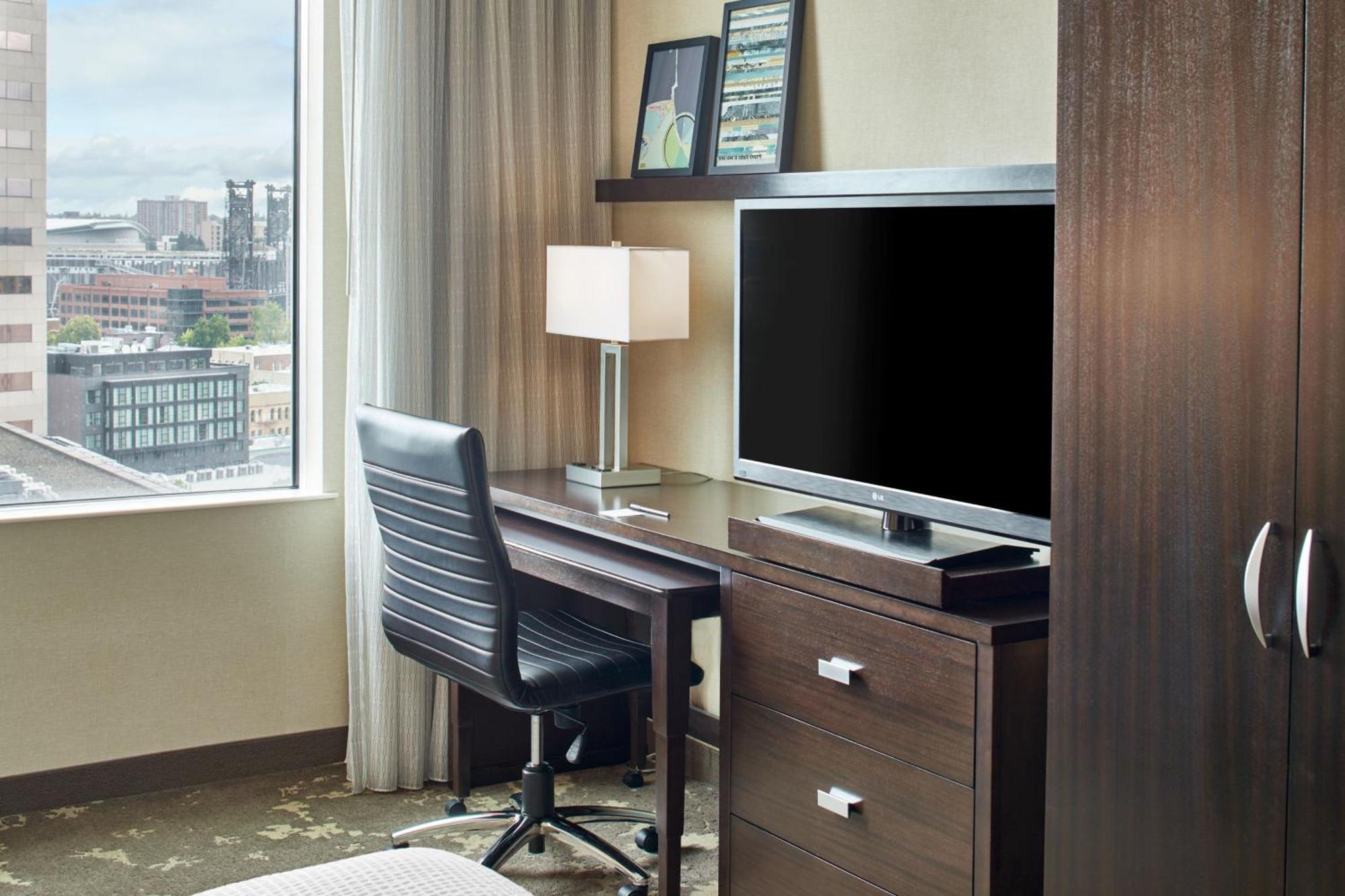 King Room with Sofa Bed,1546250110:JPEG