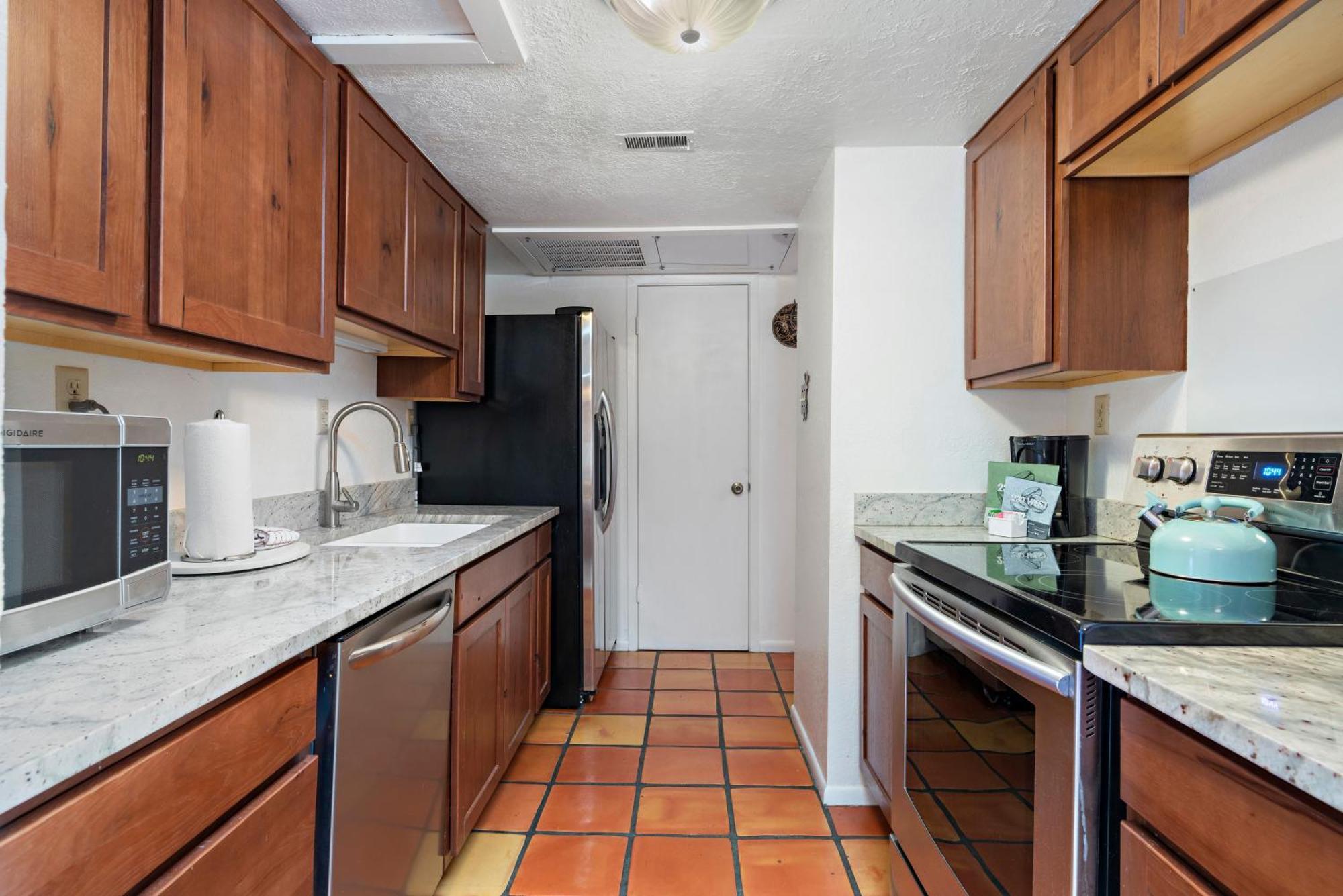 1 Bedroom Condominium