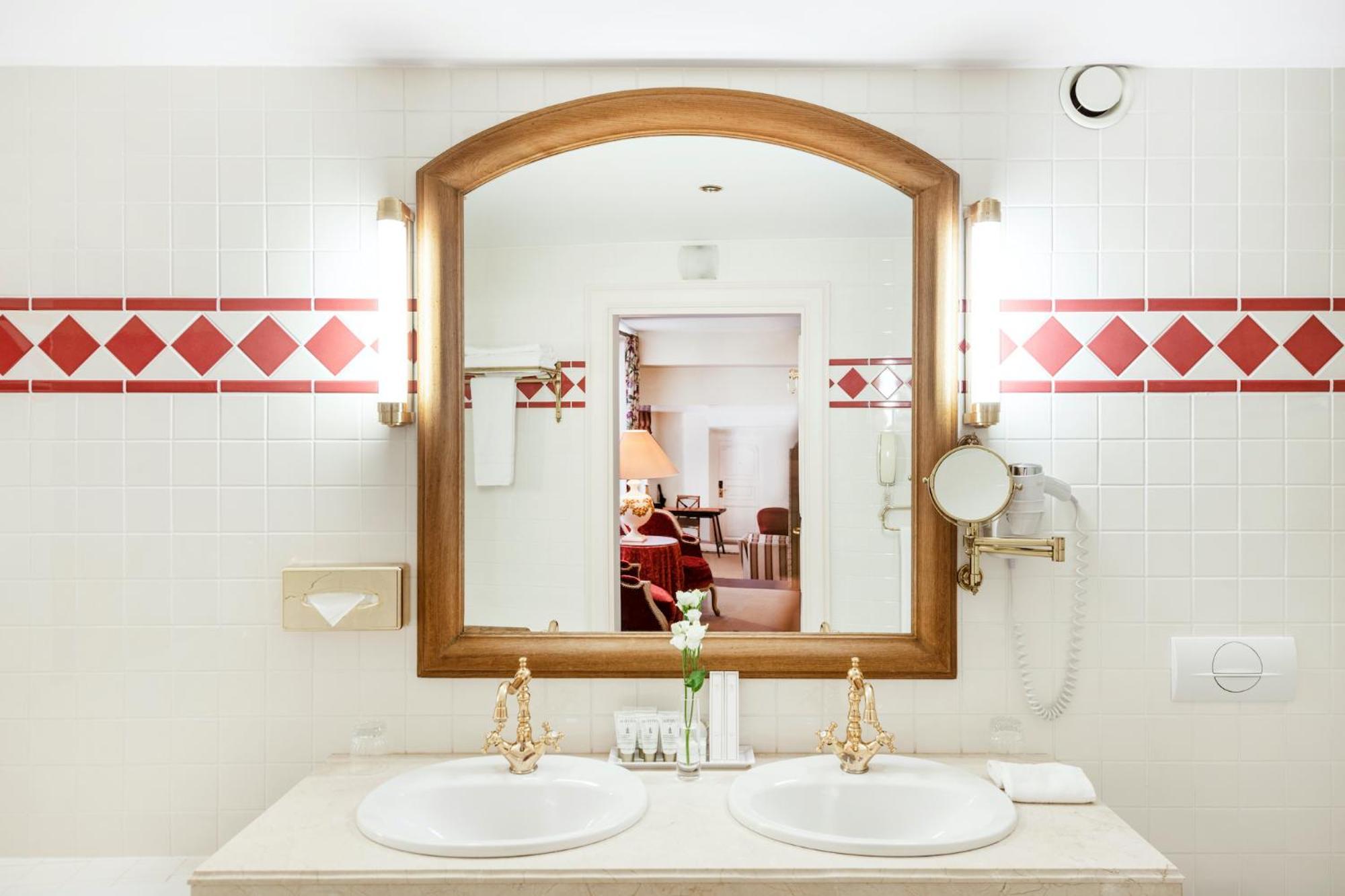 Suite with Spa Access