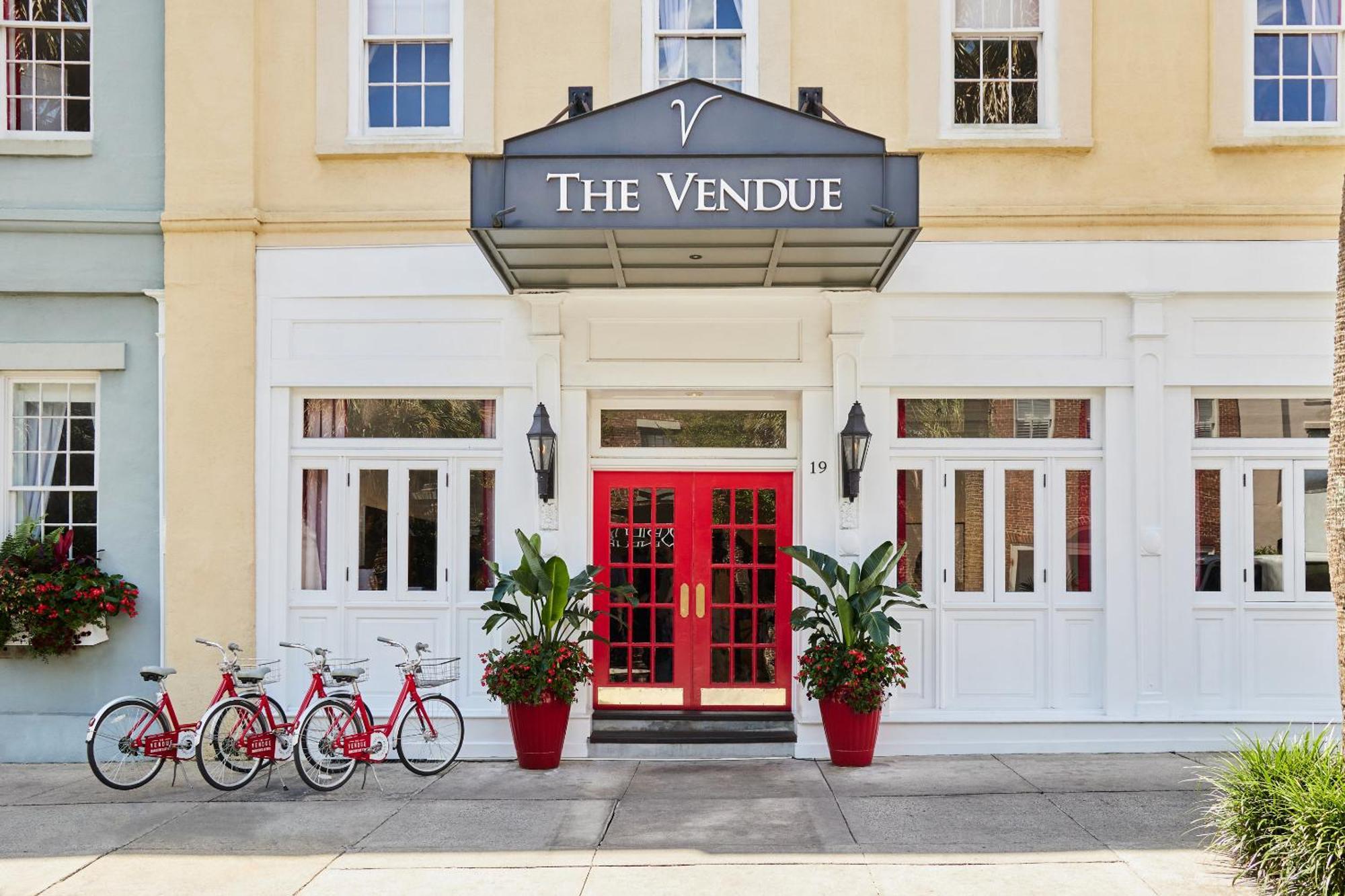 Vendue Queen