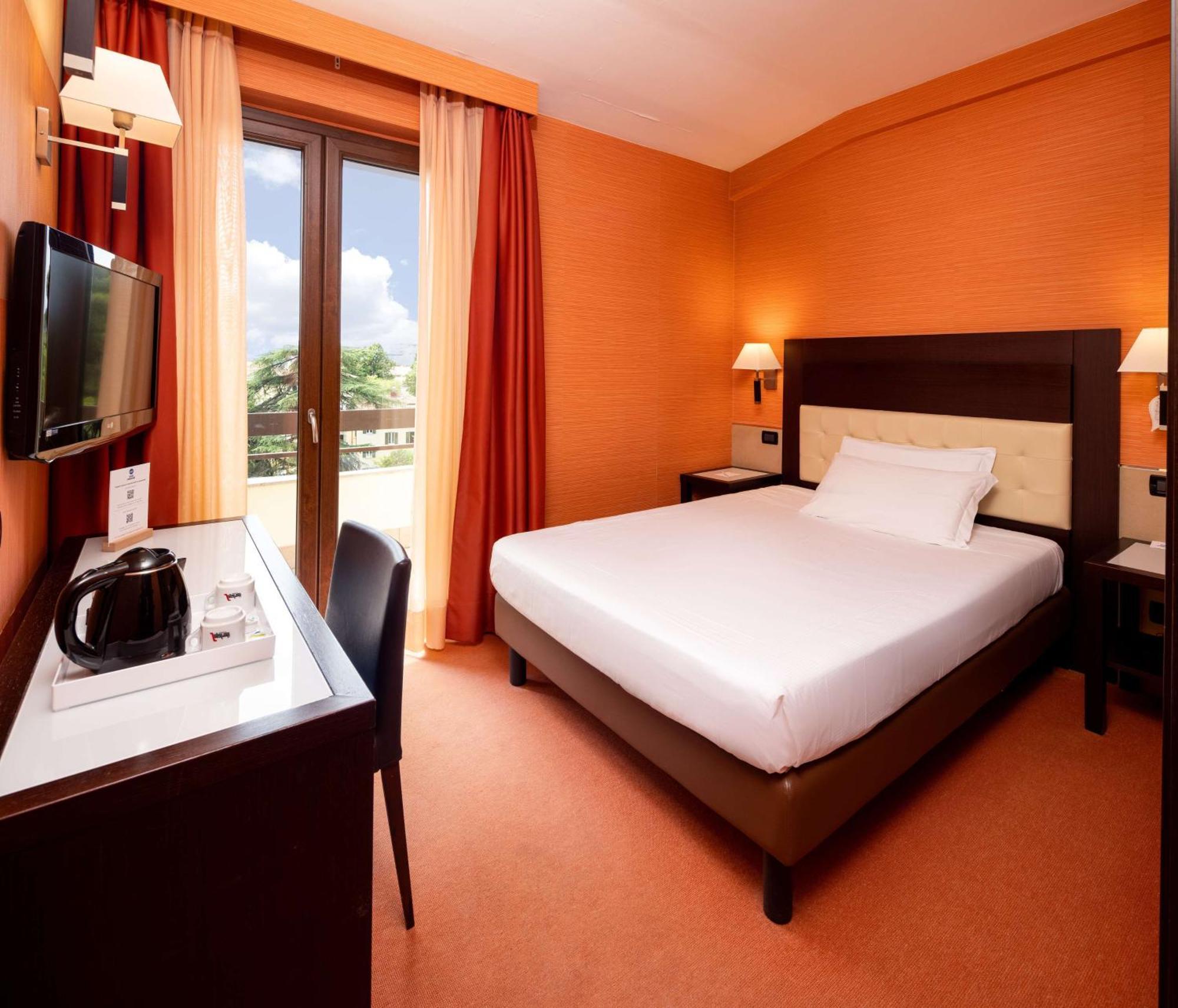 Double Room Small Double Bed
