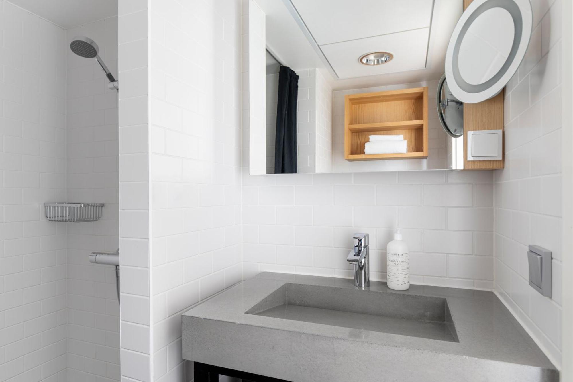 Standard Twin Room,1547534428:JPEG