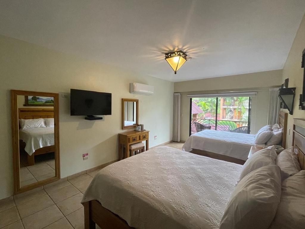 Deluxe Double Room Balcony 2 Beds