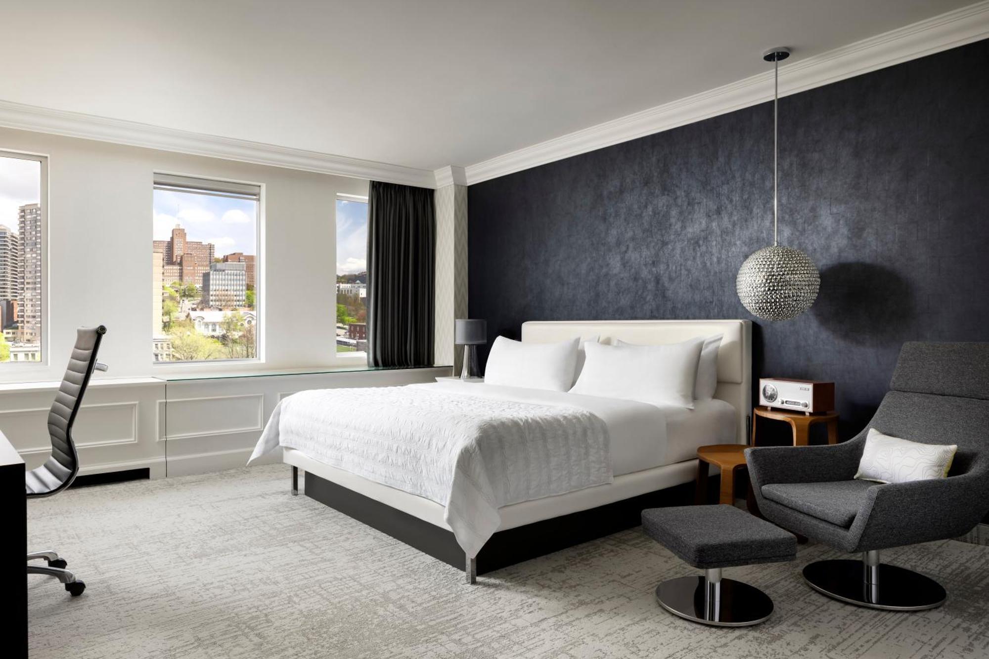 Deluxe Guest room 1 King