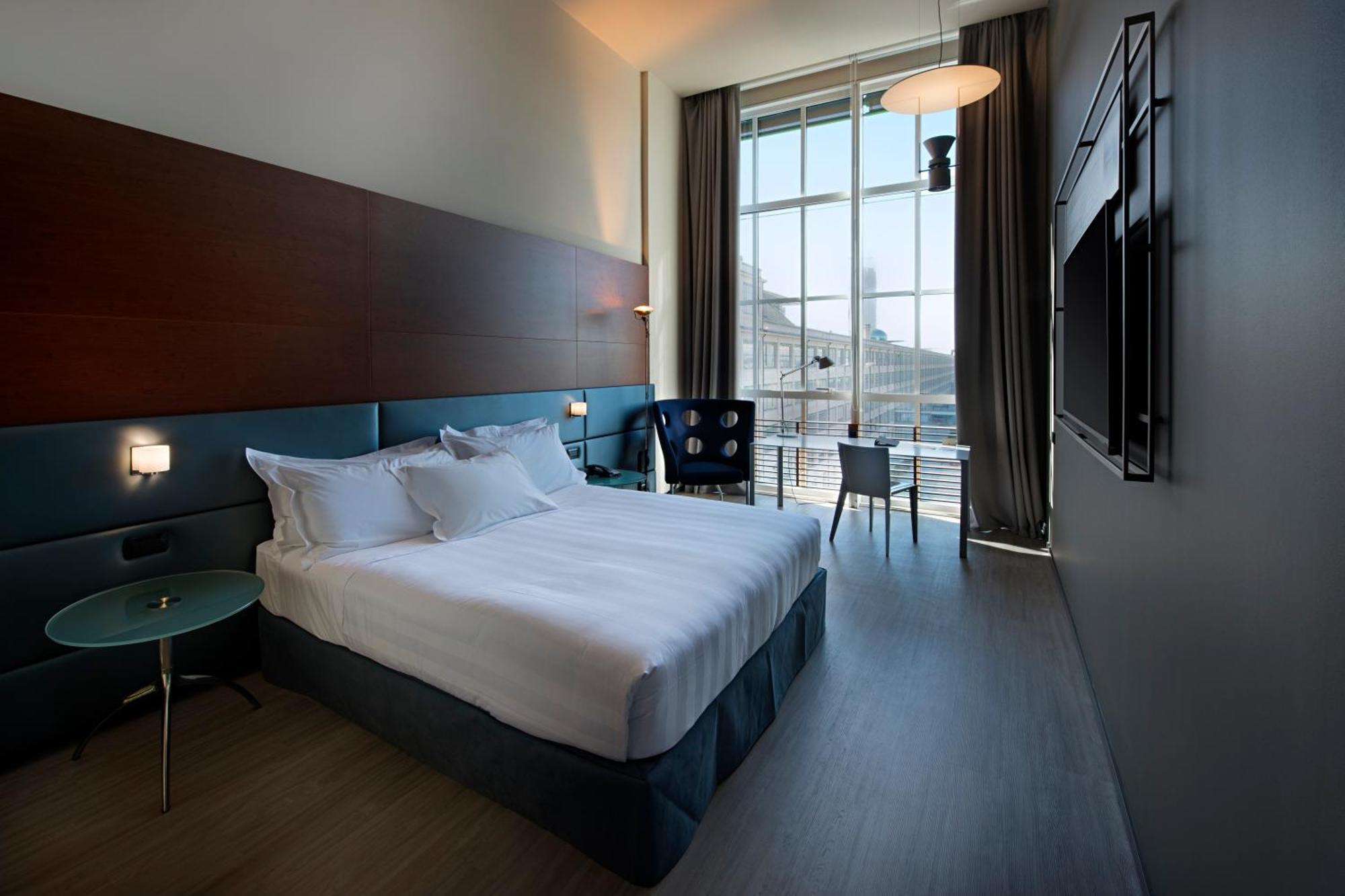 King Guest Room,1547796535:JPEG