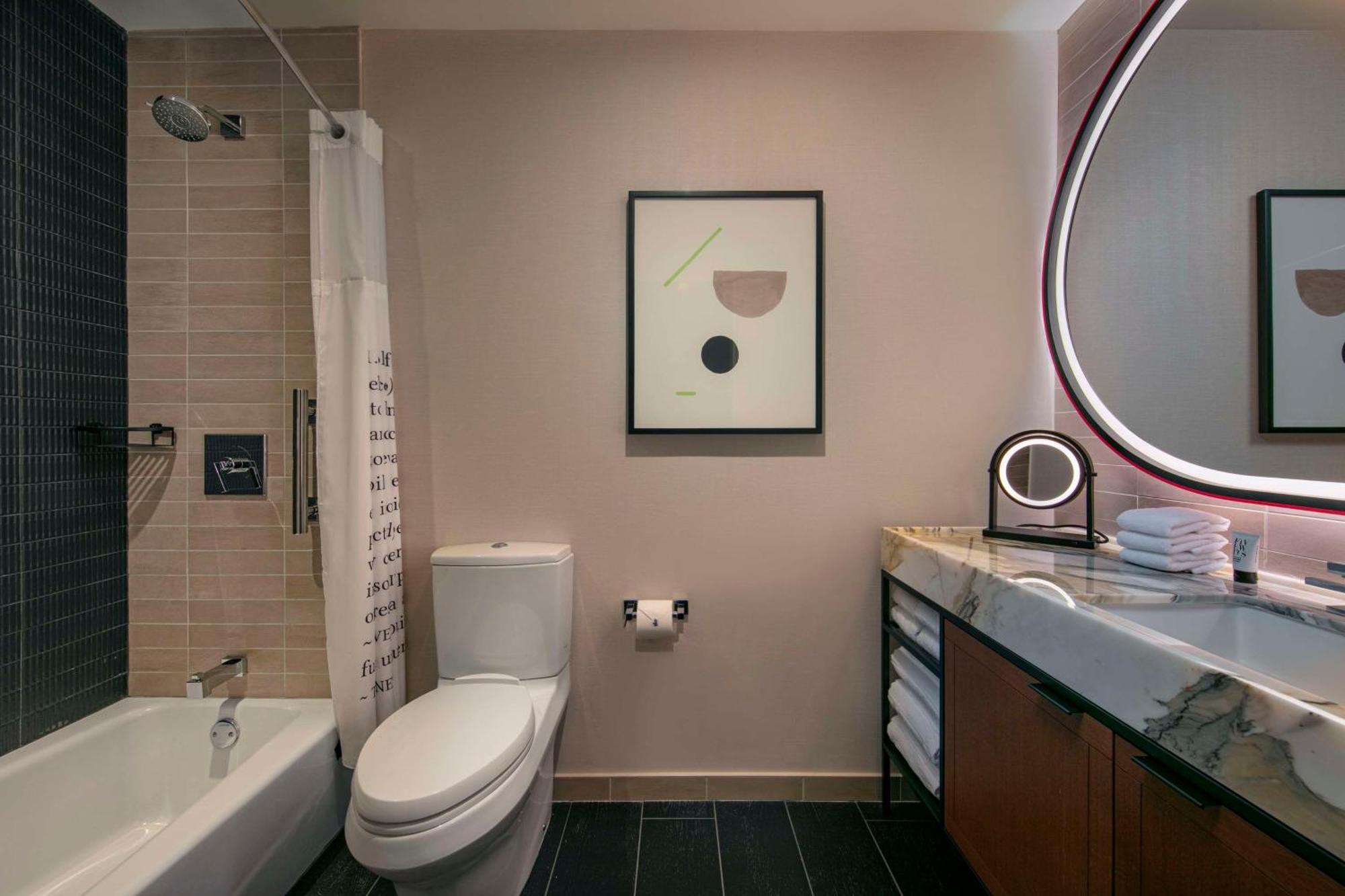 Queen Room Two Queen Beds Accessible Tub Mobility Access
