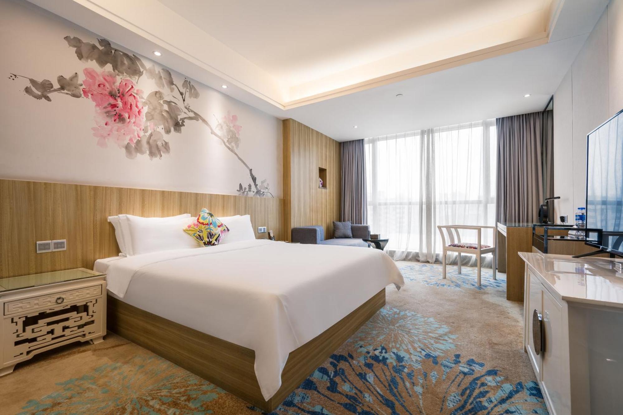 Luxury King Room