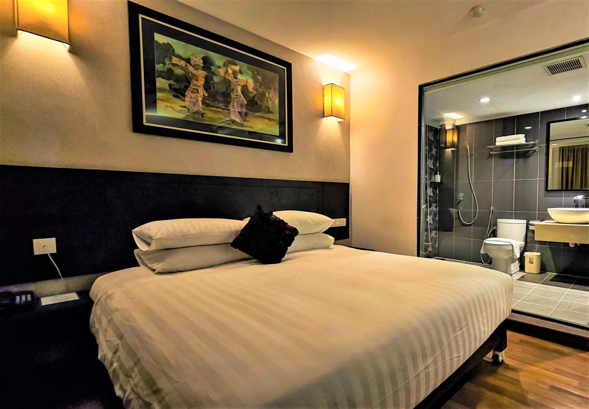 Executive Room