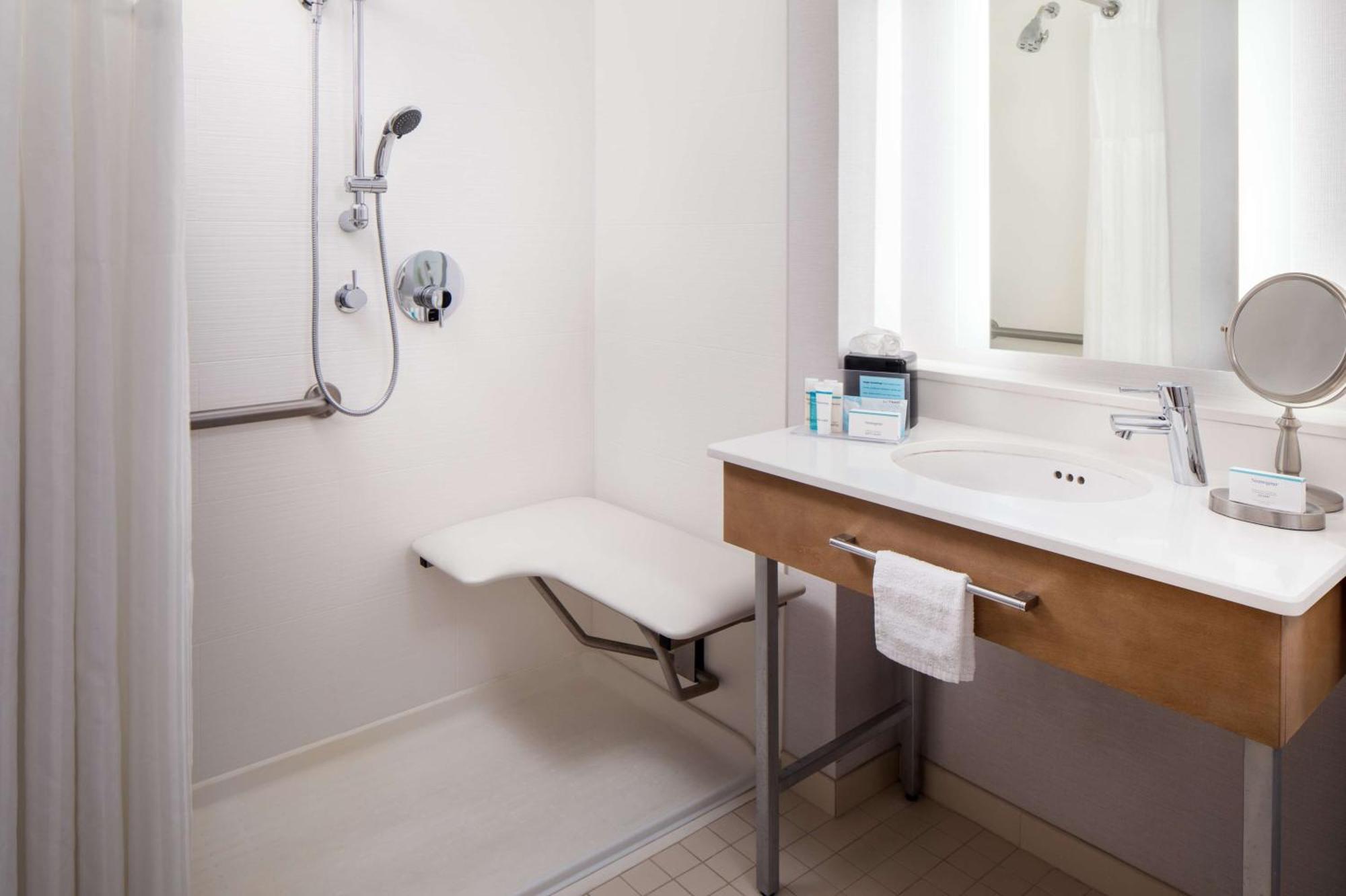 King Room Disability Access or Elite Floor