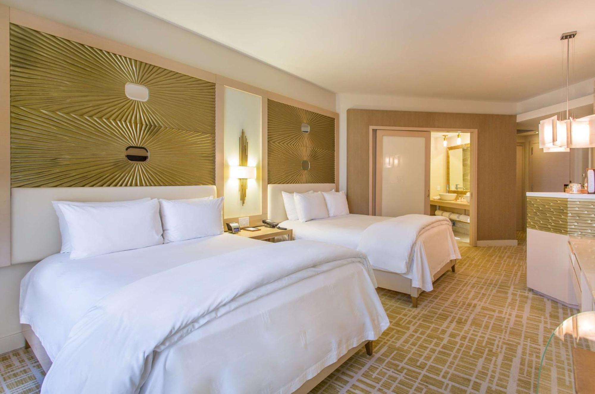 Deluxe Double Room with Two Double Bed,1548837646:JPEG