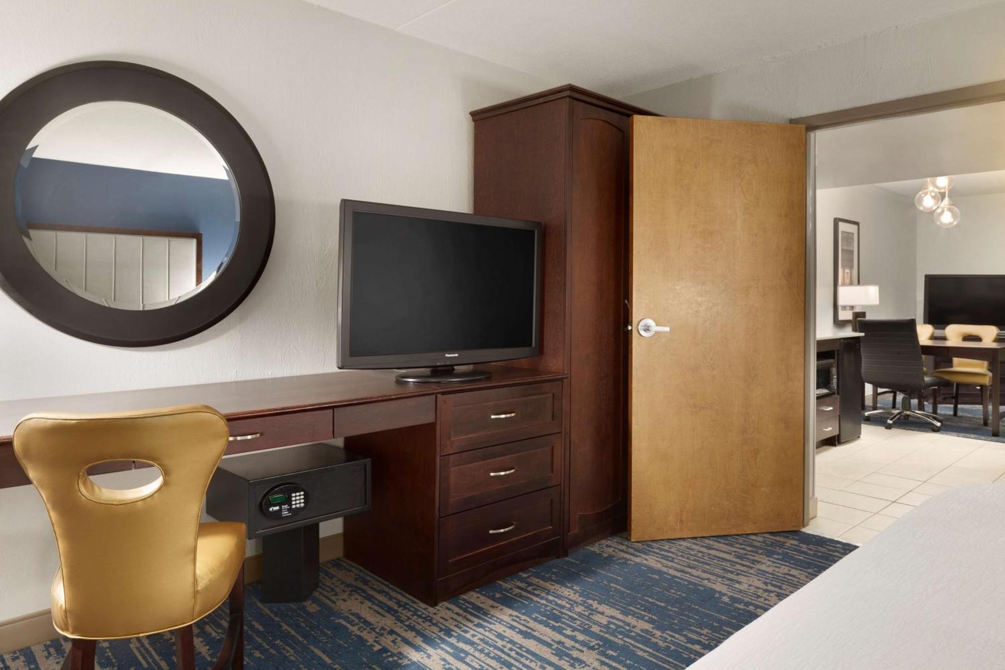 King Room - Mobility Access/Non-Smoking