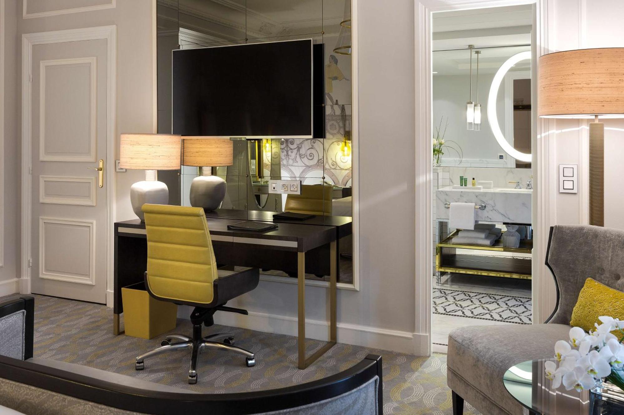 Executive Room,1548875425:JPEG