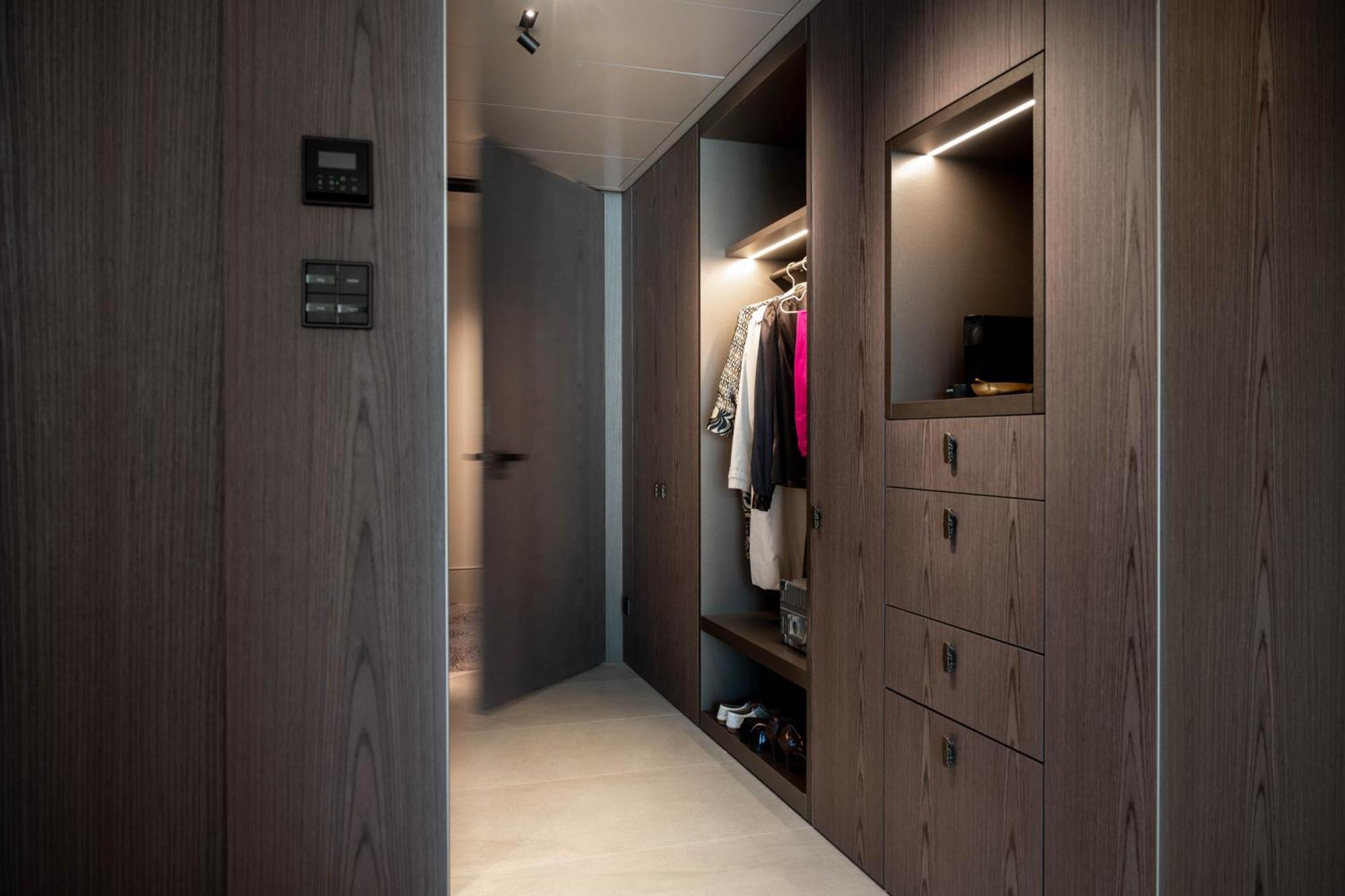 Comfort Room Urban view
