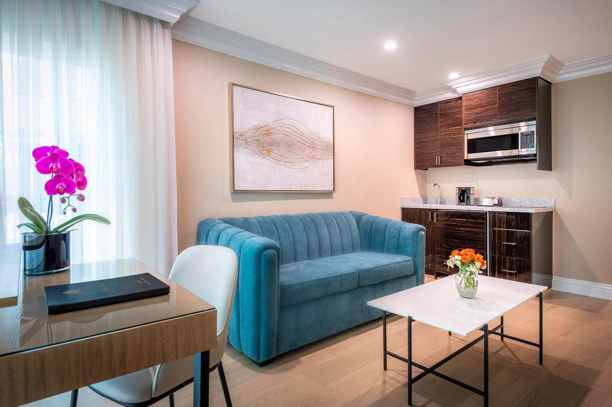 Queen Executive Suite
