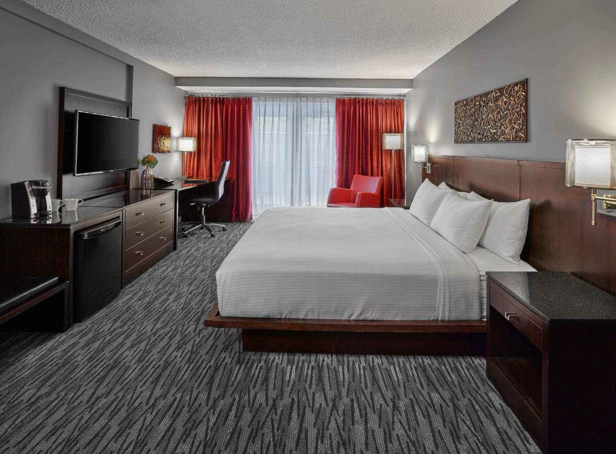 Superior King Room