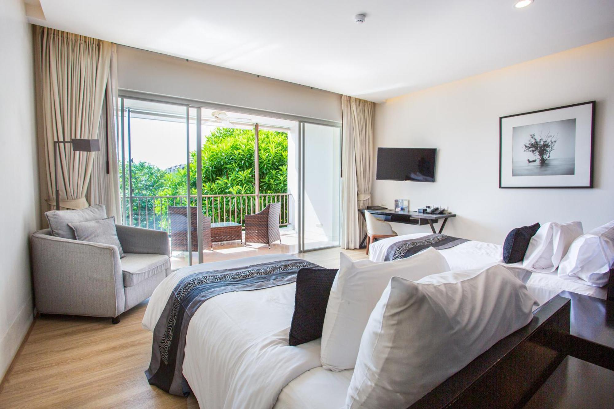 Deluxe Double or Twin Room Garden View