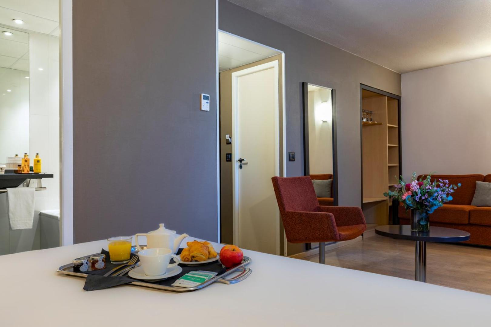 Prestige Double Room,1656170343:JPEG