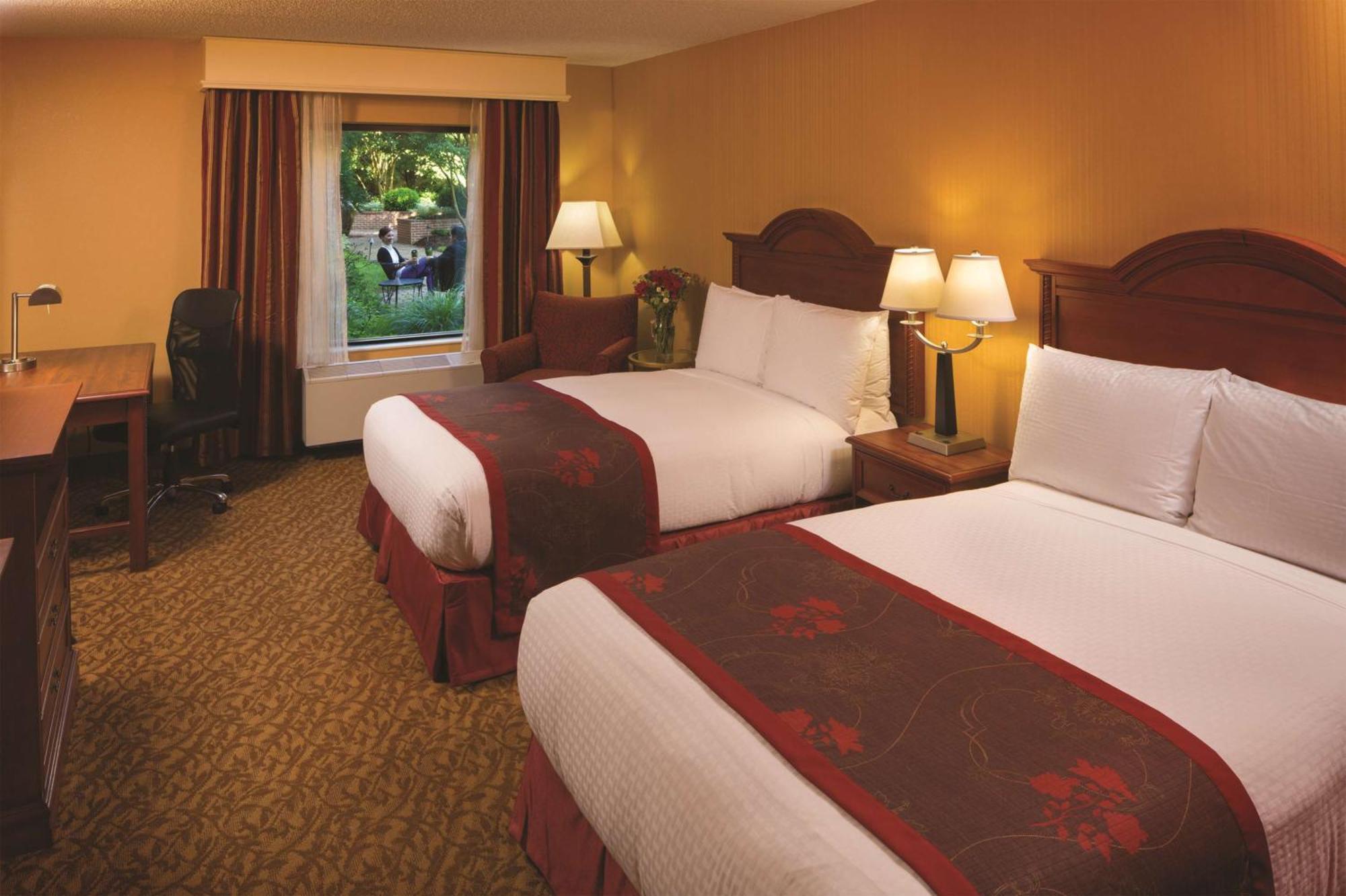 Double Room with Two Double Beds - Non-Smoking,1551310705:JPEG