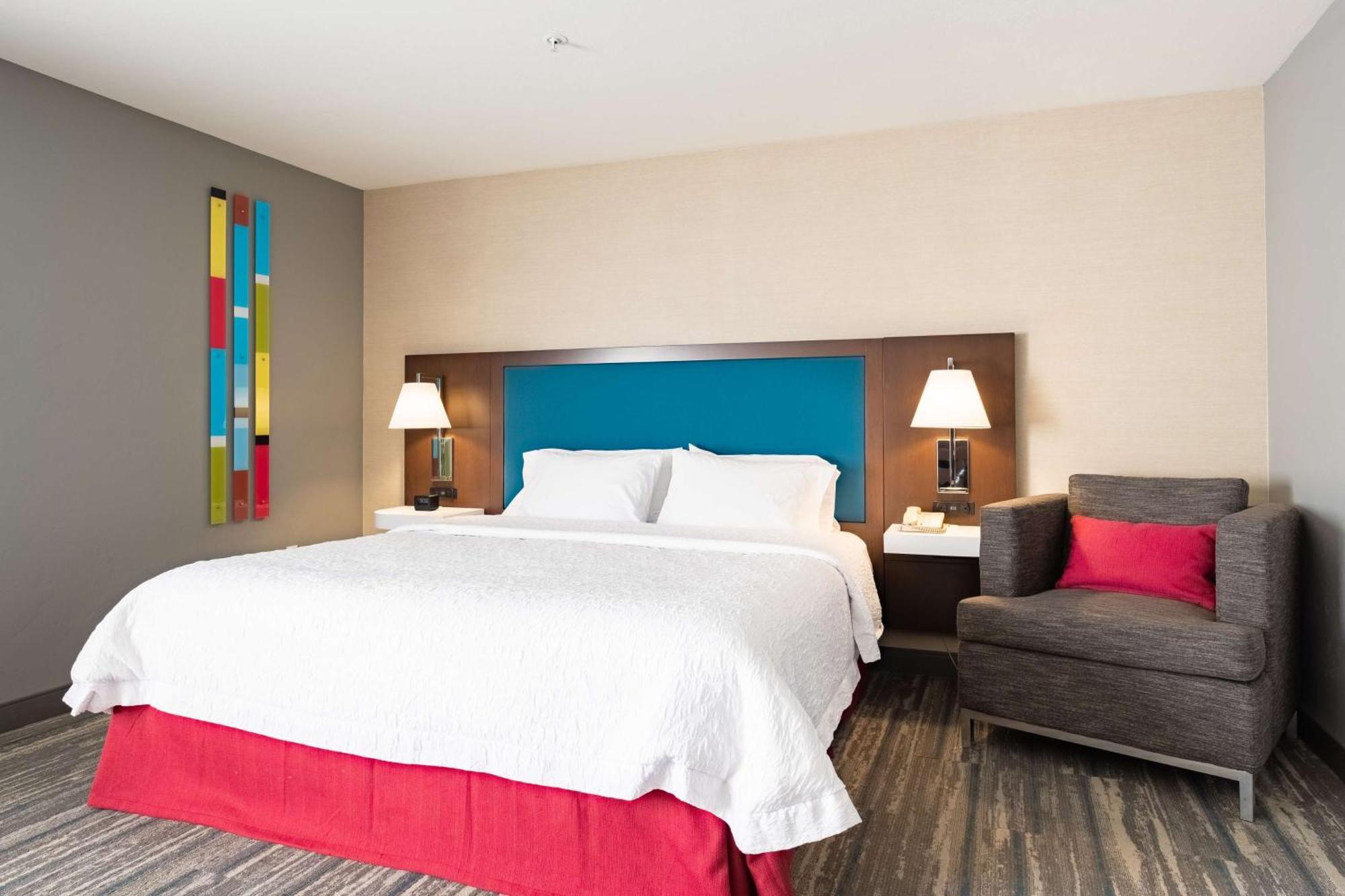 King Room - Non-Smoking,1551316096:JPEG