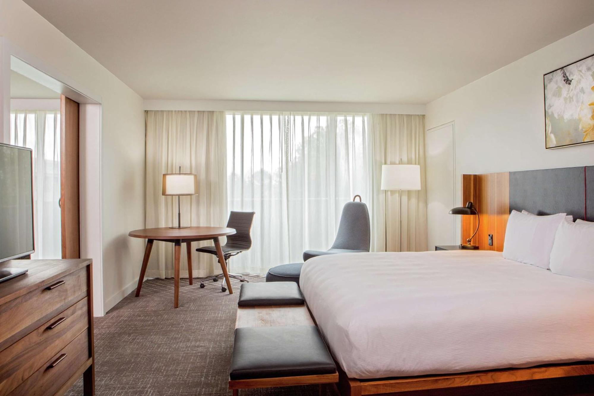 Standard King Room