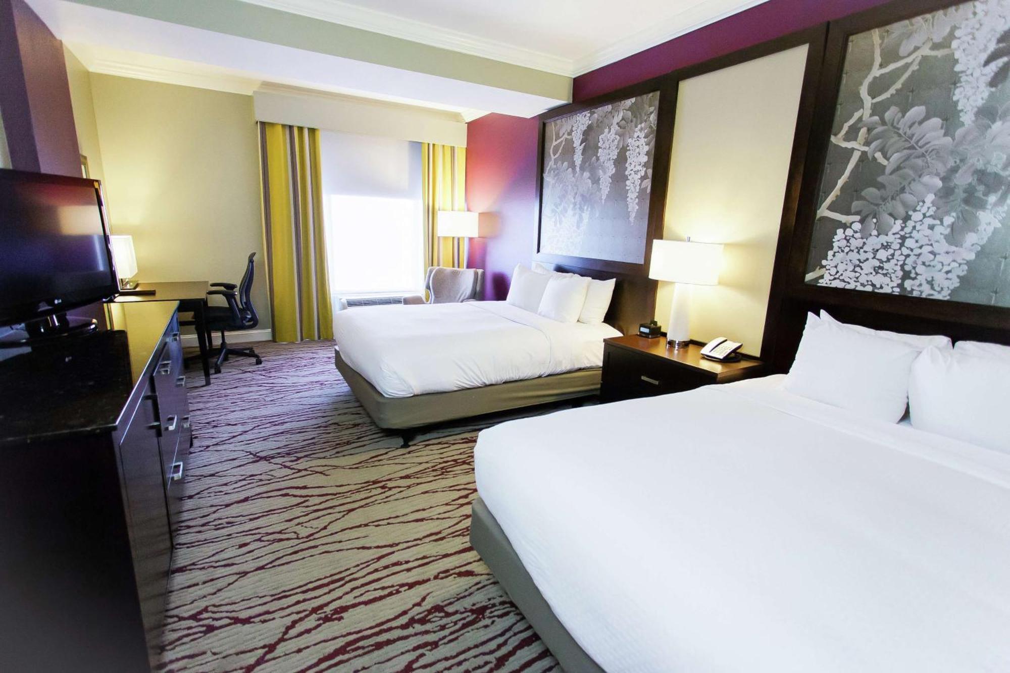 Queen Room Two Queen Beds Non-Smoking