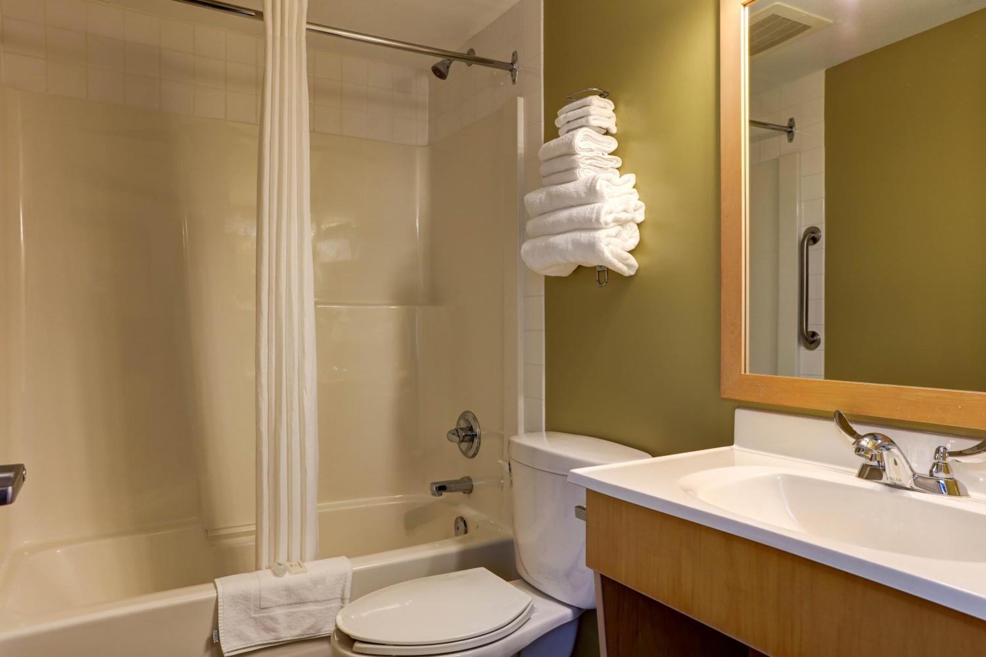 Double Room with Two Double Beds - Non-Smoking,1551694717:JPEG