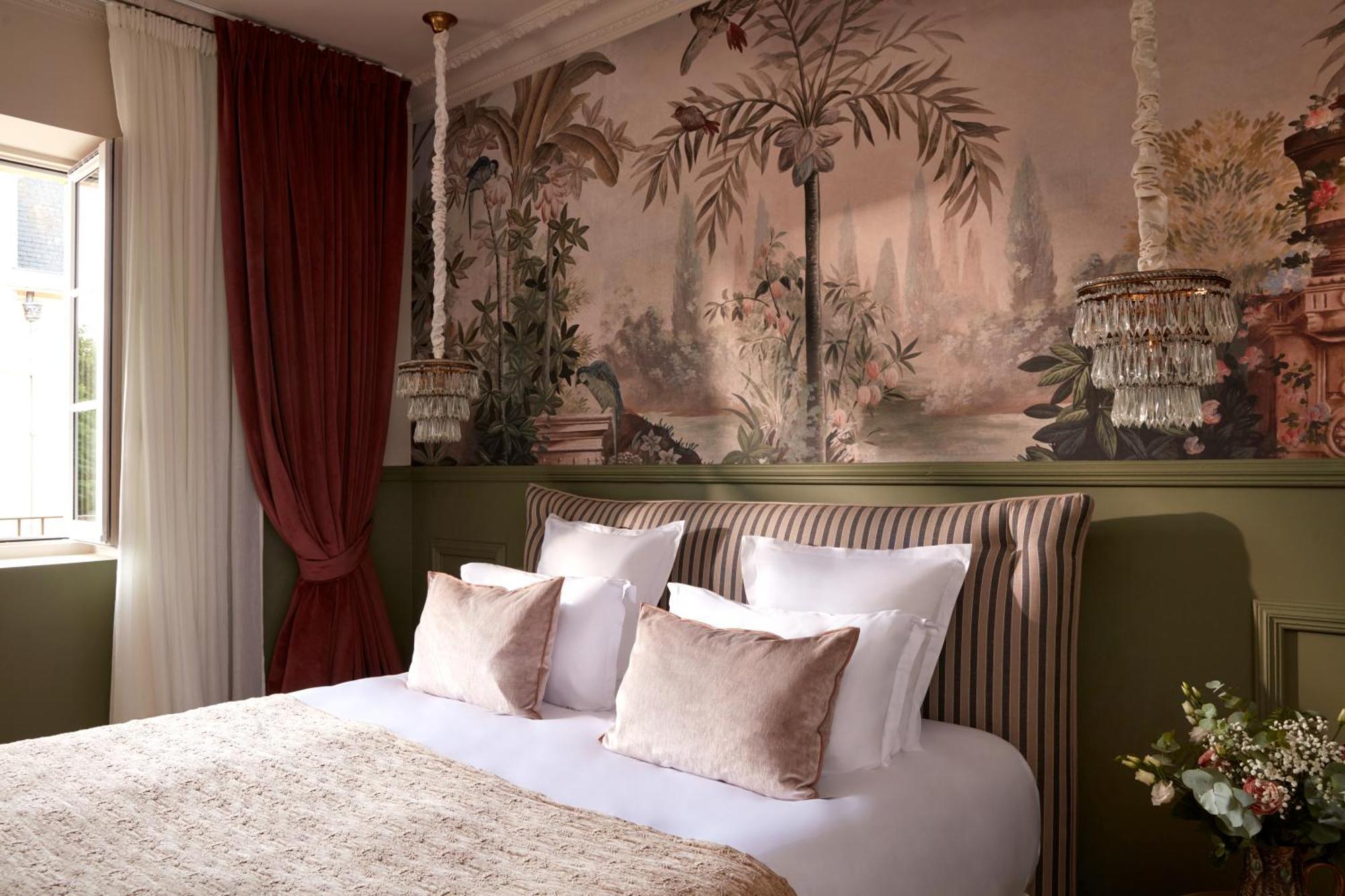 Deluxe Room,1470312623:JPEG