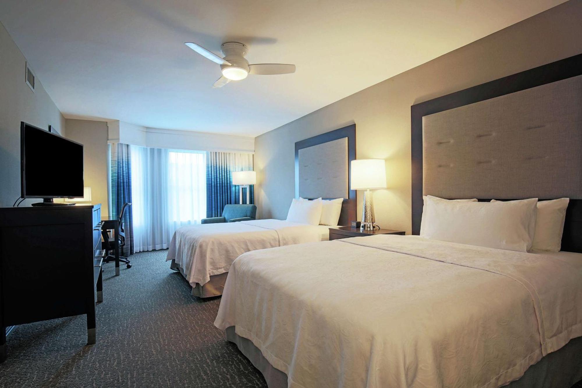 Queen Suite Two Queen Beds Hearing Access or Non-Smoking