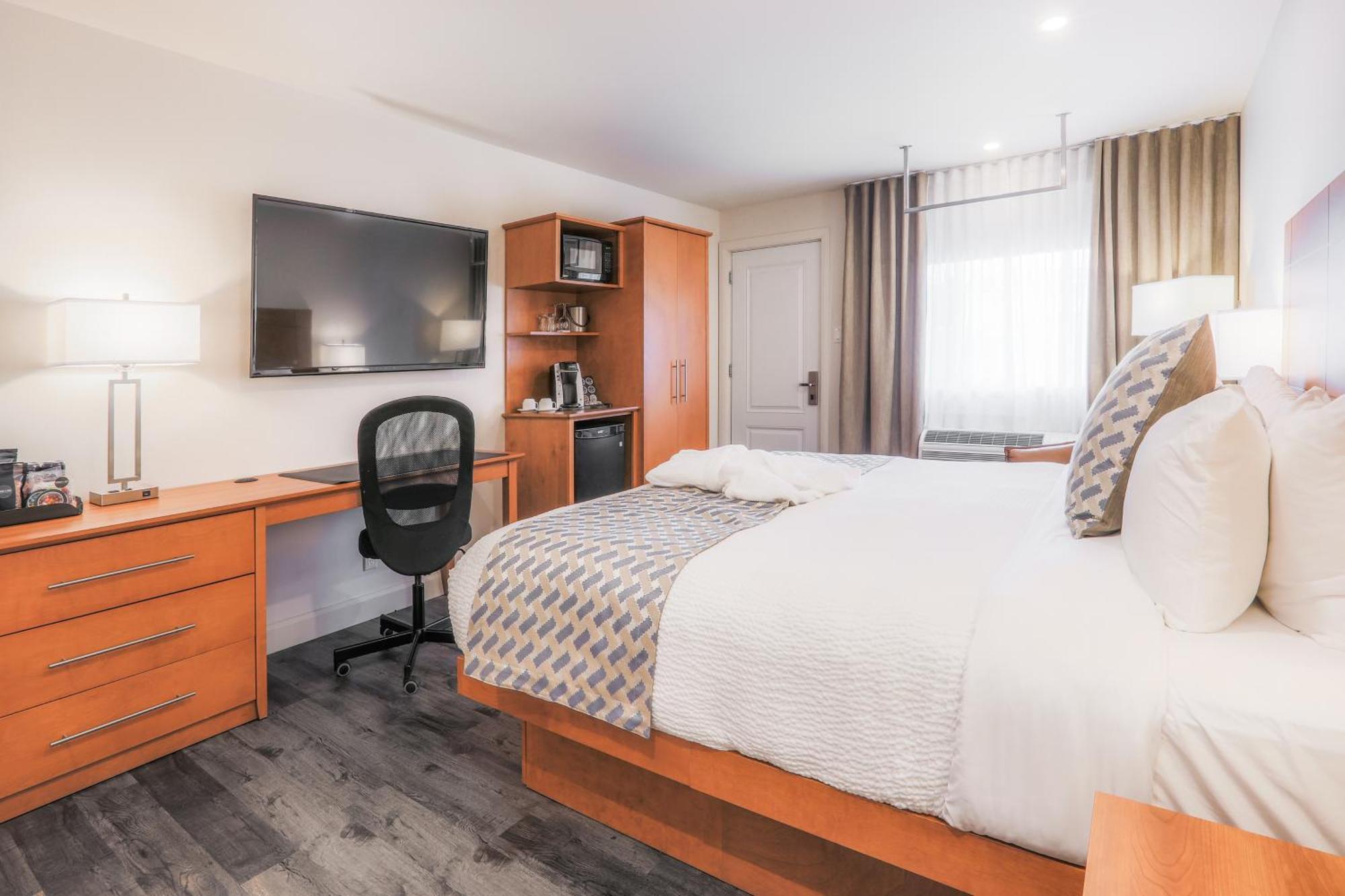 Business King-bed Room