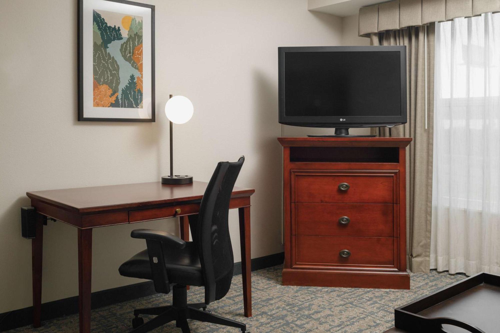 One-Bedroom King Suite