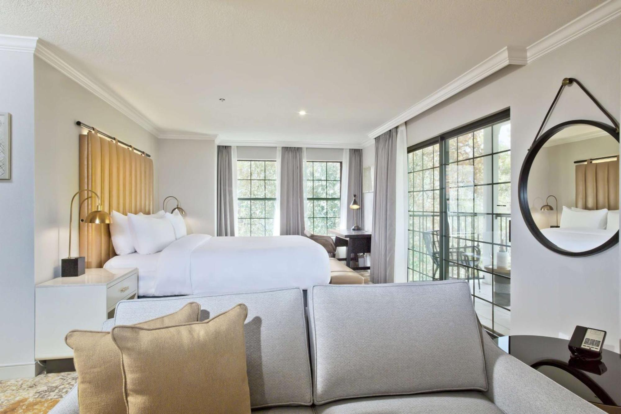 Junior King Suite Balcony