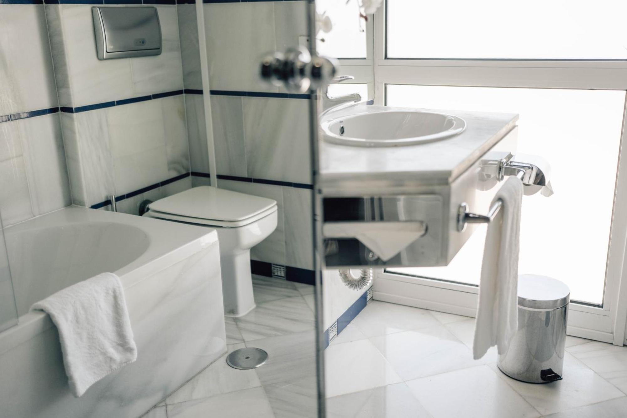 Double Room,1552222021:JPEG
