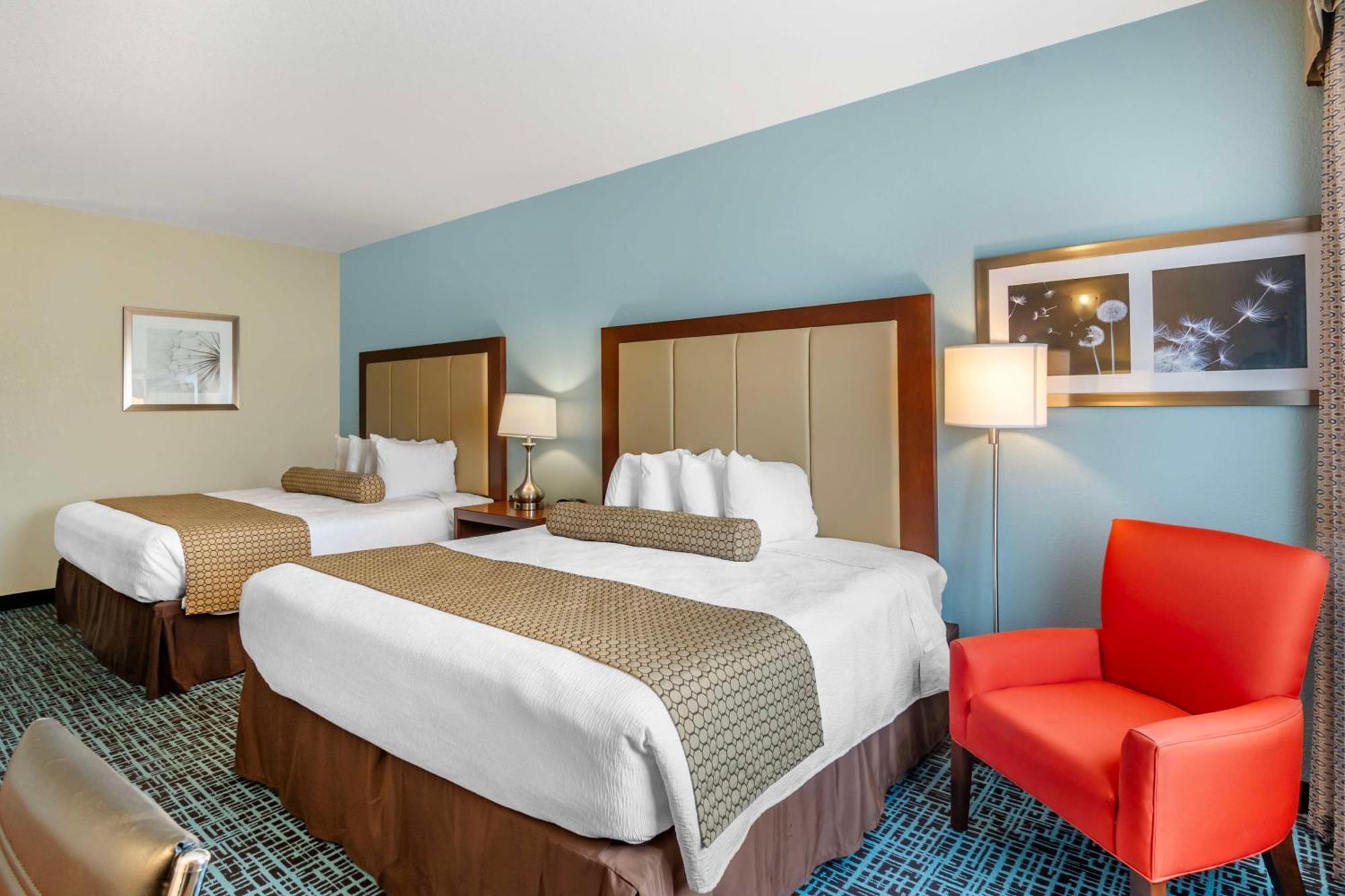 Queen Room with Two Queen Beds - Non-Smoking,1552273663:JPEG