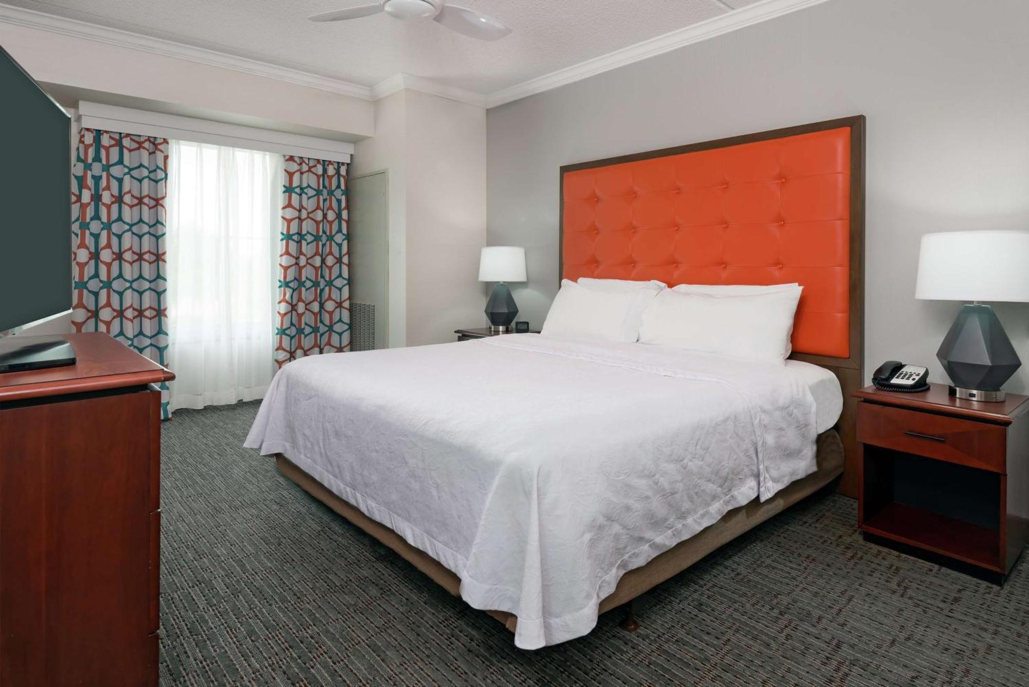 Two Bedroom Suite One King Two Queen Beds Non-Smoking