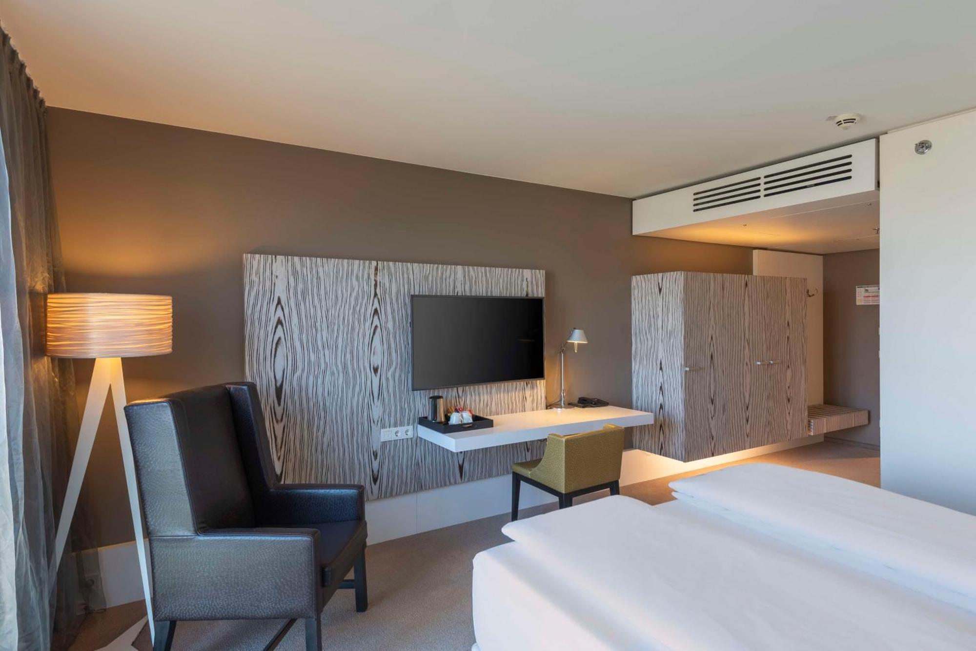 King Guest Room
