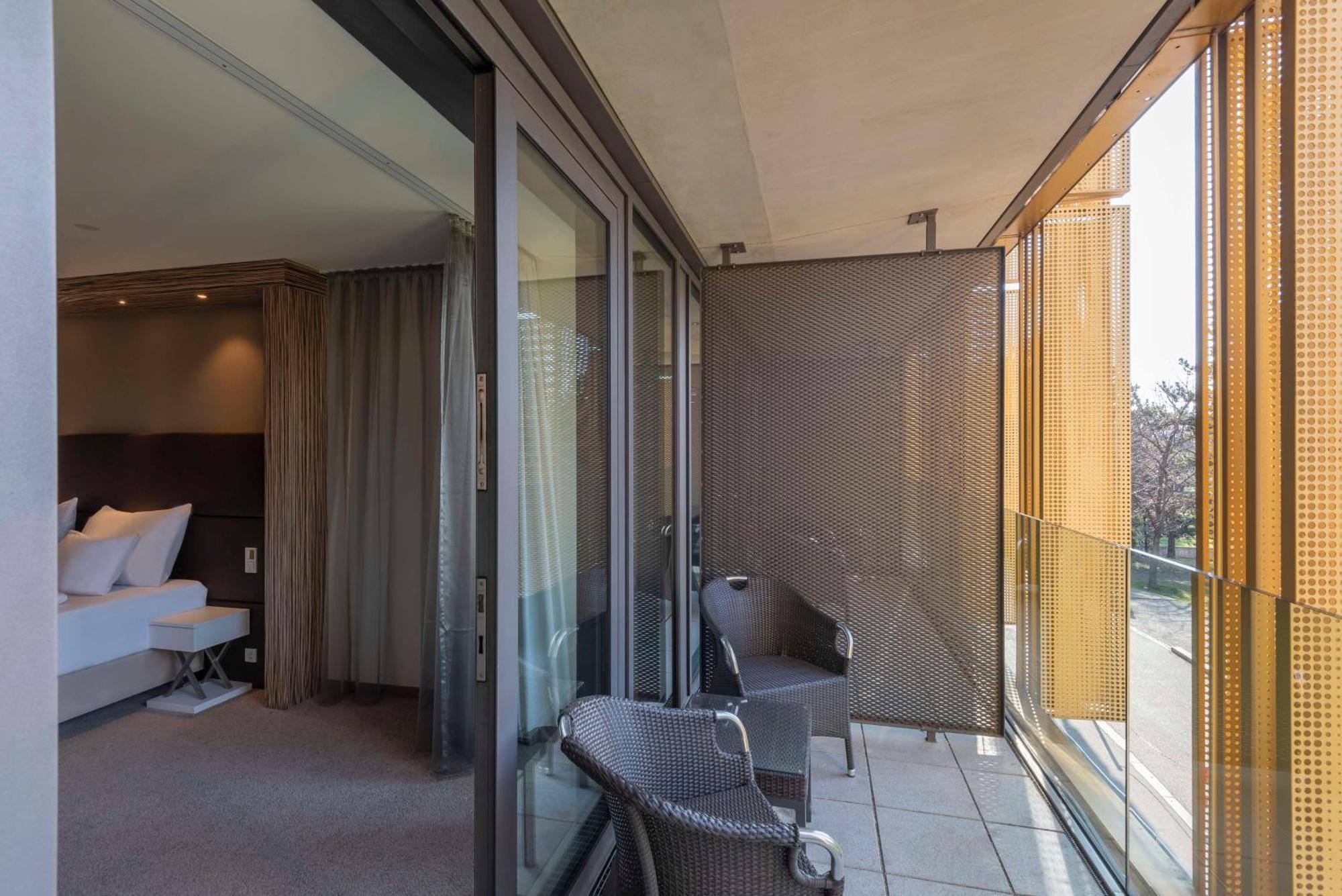 Deluxe King Room Balcony